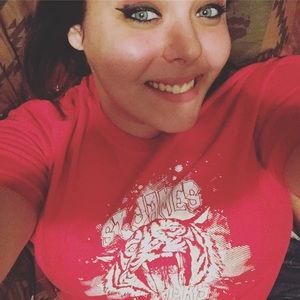 Meet your Posher, Danielle